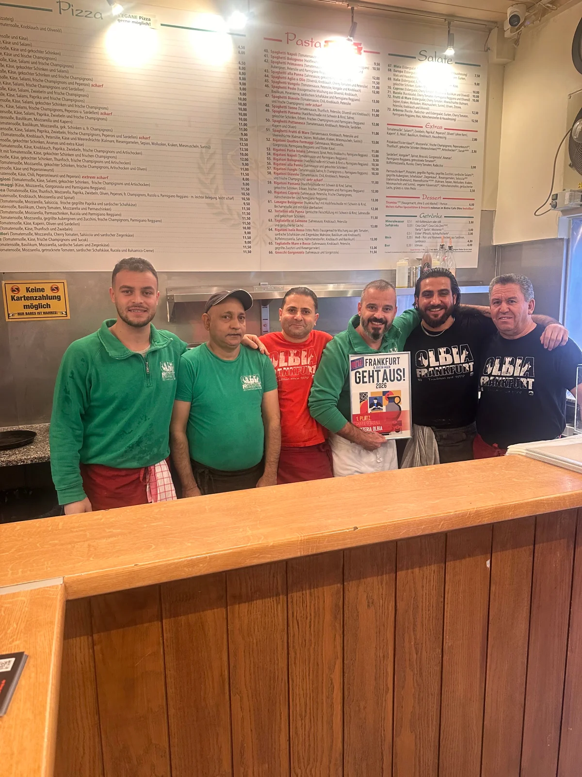 Das Team der Pizzeria Olbia